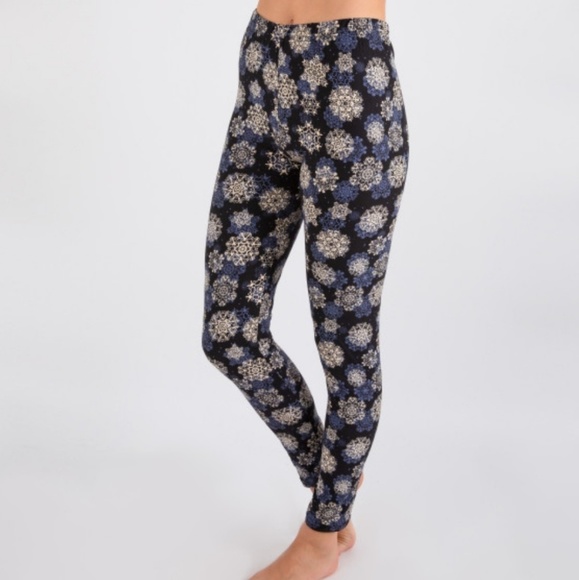 Snowflakes Leggings Black blue and white - Picture 1 of 2